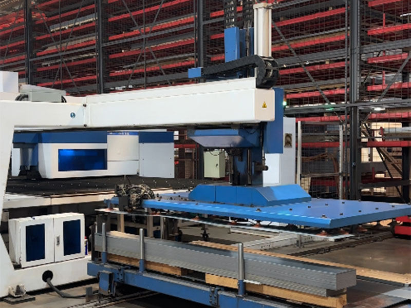 automated-soldering-equipment-factory.jpg